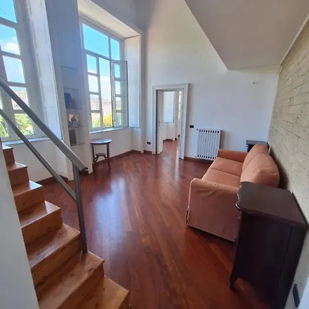 La Casa Di Mary Apartament *